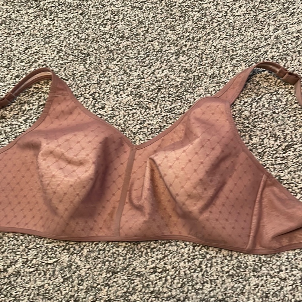Lululemon bra 38DD NWOT